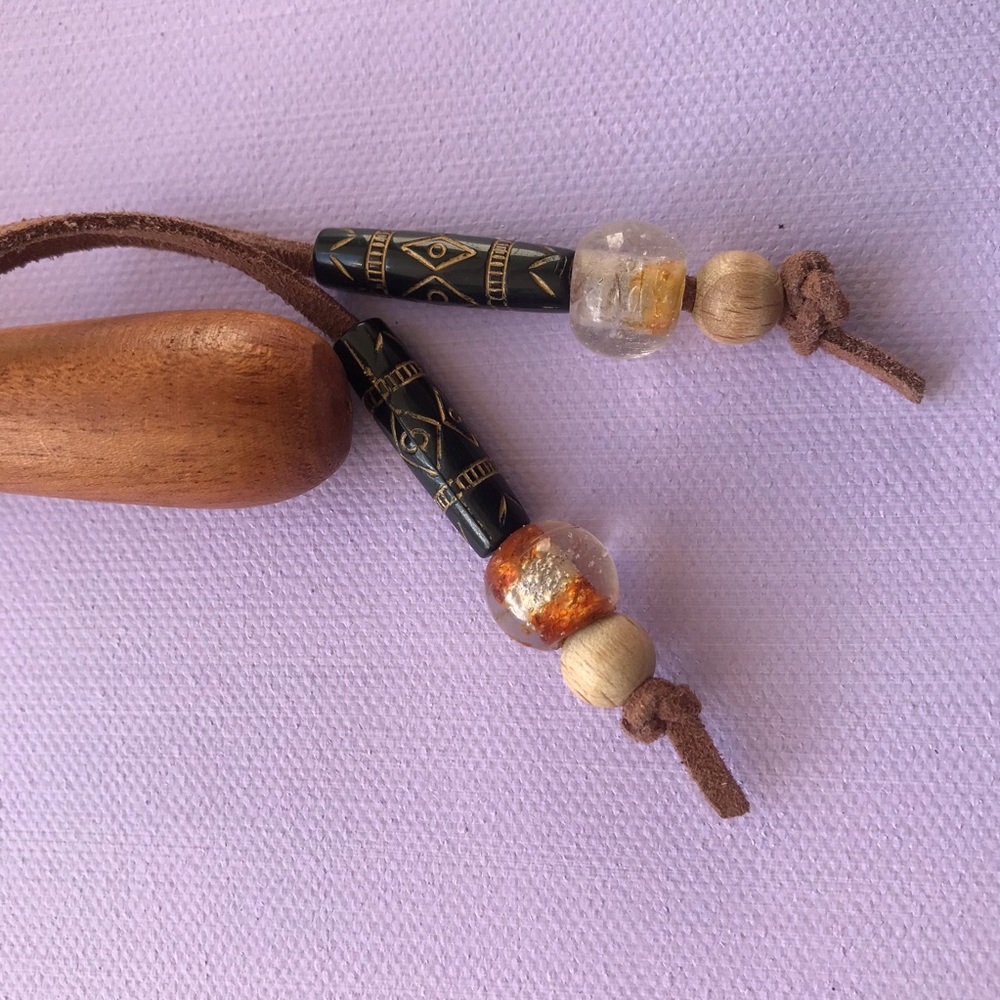 Shamanic Wood Rattle ✨ - Picture 3 of 9